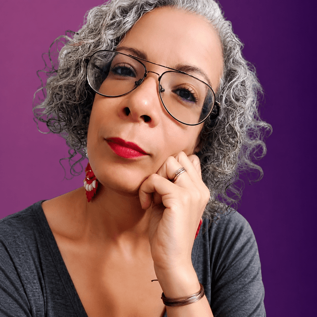 Adriana de Paula — Terapeuta Holística